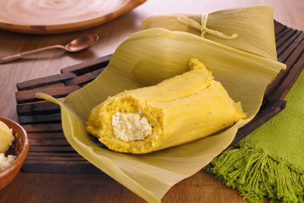 Pamonha Recheada com Queijo